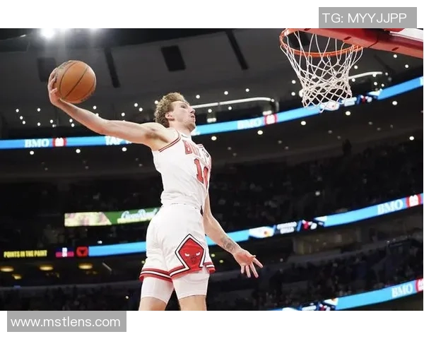 独行侠七人得分上双险胜公牛布泽利斯尽管砍下28分仍难救主